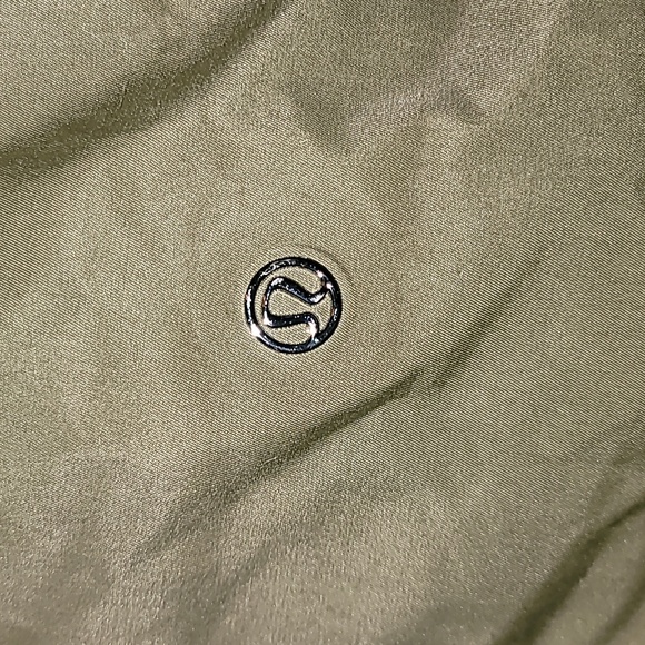Lululemon Out In The Elements Parka - Dark Olive - Size 6  *read description* - Picture 15 of 15